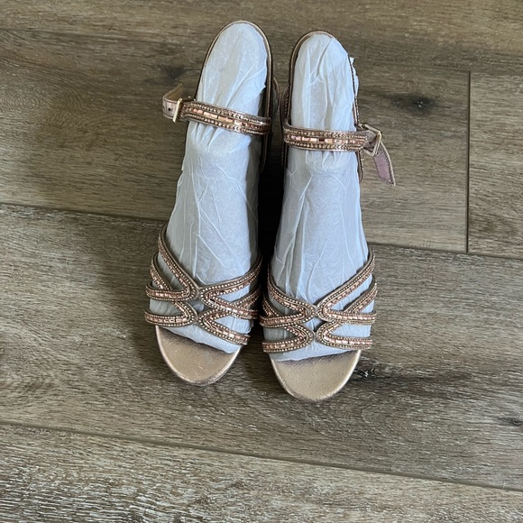 Alex Marie Rose Gold Wedge - Picture 12 of 13